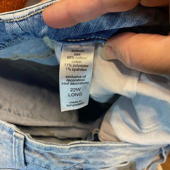 M Jeans by Maurices 22W Long High-Rise Curvy Bootcut Light Wash Denim flare - Picture 3 of 6